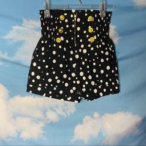 Enlin- Black & White Polka Dot Shorts size Medium